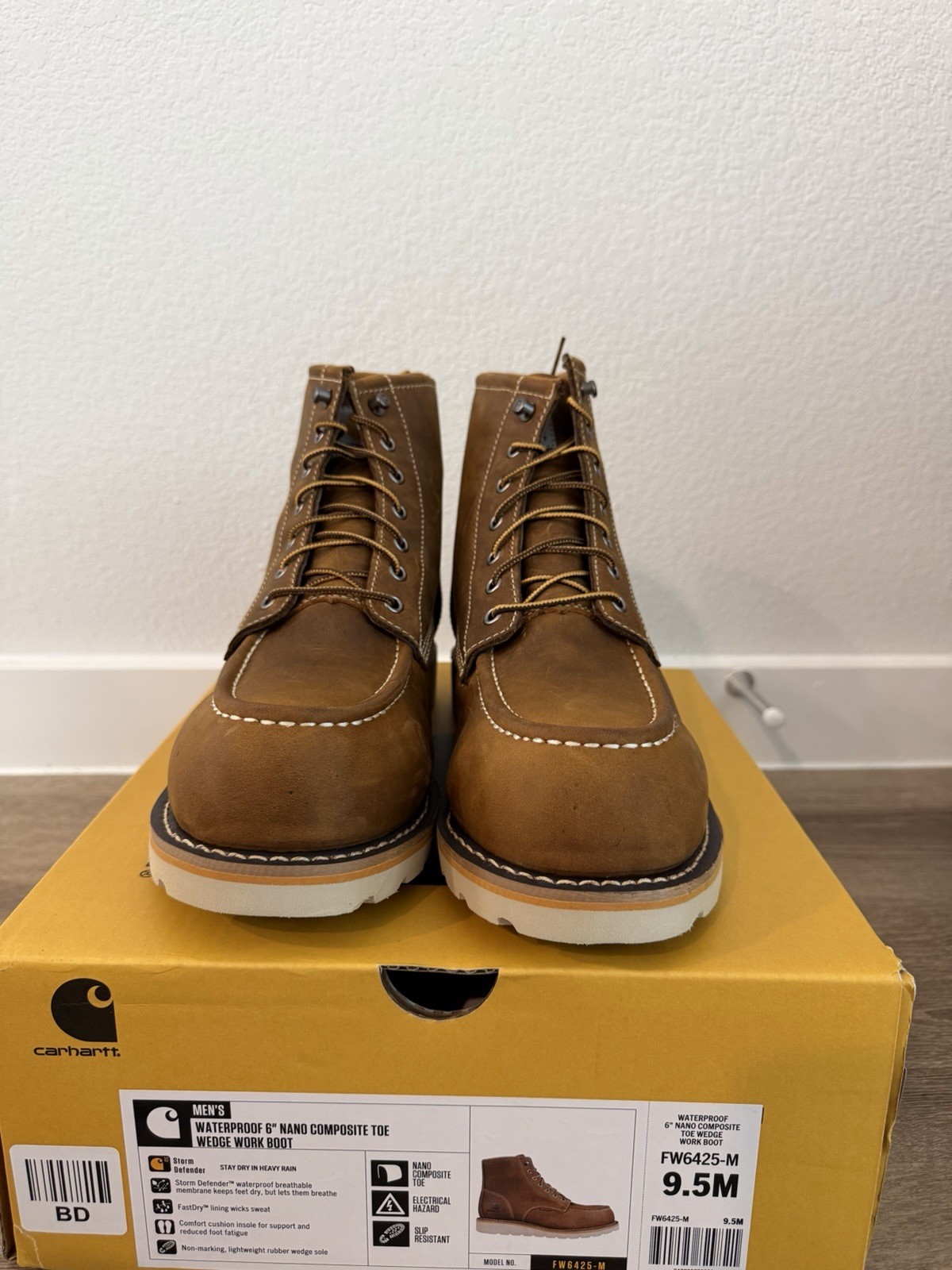 Carhartt Waterproof 6-inch Nano Composite Toe Work Boot Men, Size 9.5