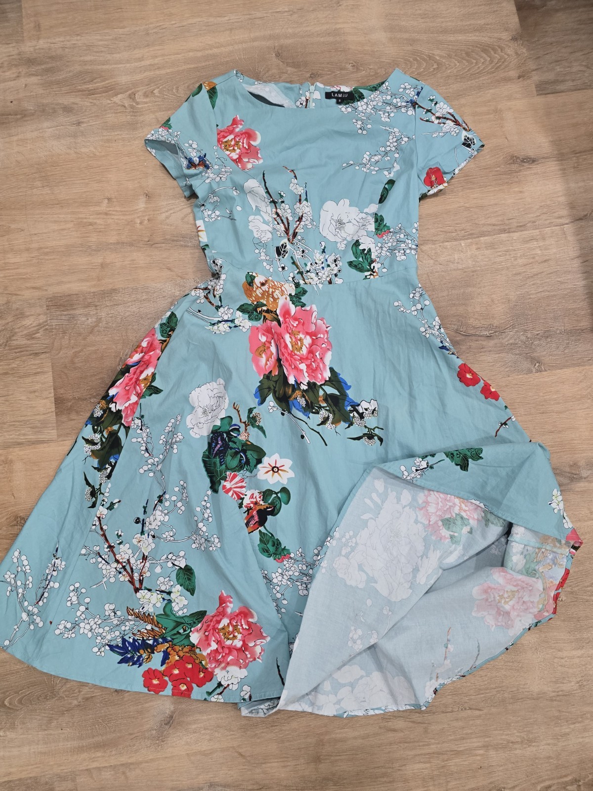 Women’s LAMIU Dress (Size S) with Pockets. Fabric: 95% Cotton, 5% Spandex.
