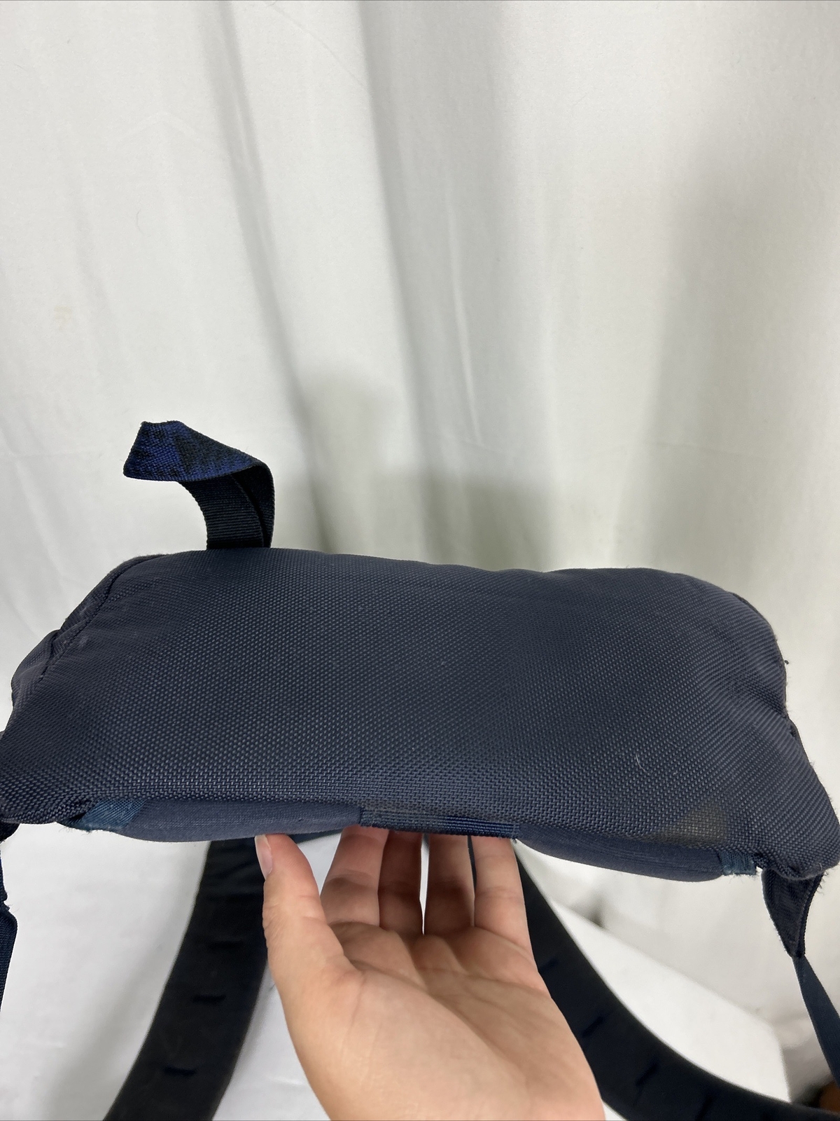 The North Face Lineage 20L backpack book bag navy used Flaw Small Rip On Side