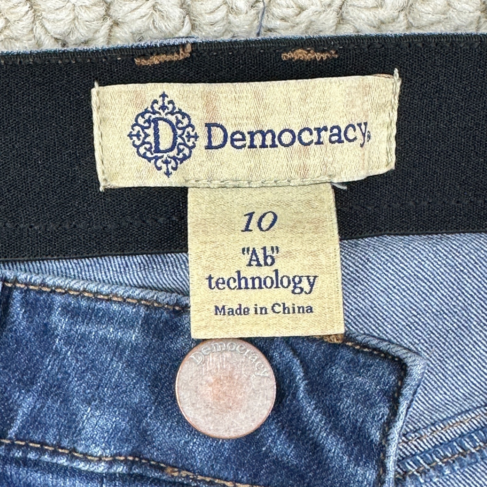 Democracy Jeans Womens 10 Blue Ab Technology Itty Bitty Bootcut Stretch Frayed