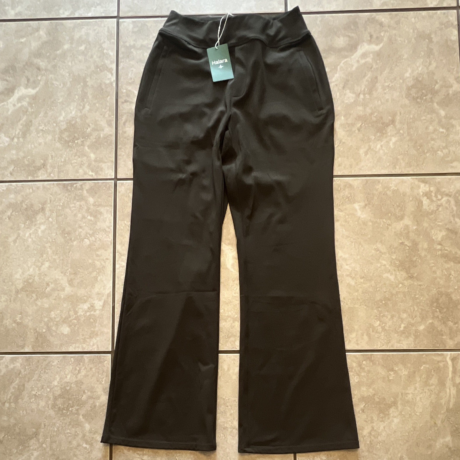 Halara Women’s Dark GreenFlared Pants M Reg Pull On Knit Stretch 30″ Inseam