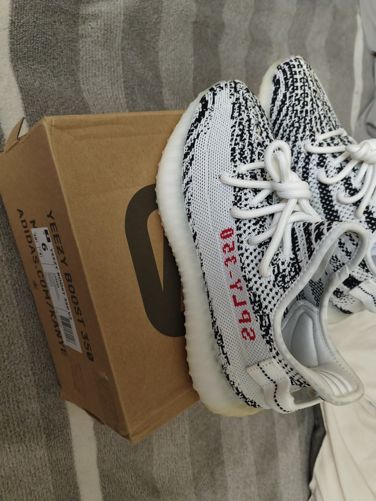 Size 6 – adidas Yeezy Boost 350 V2 Low Zebra