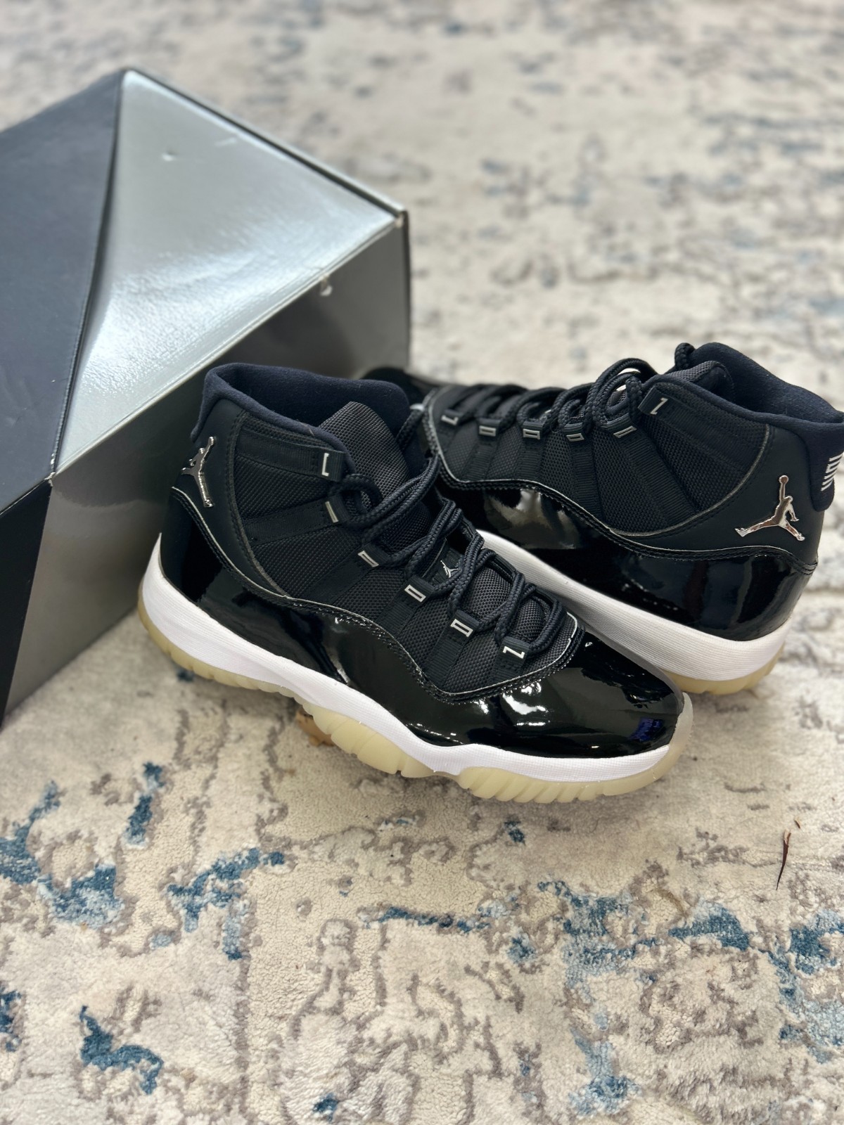 Jordan 11 Retro Jubilee Size 8 VNDS Og All 100% Authentic