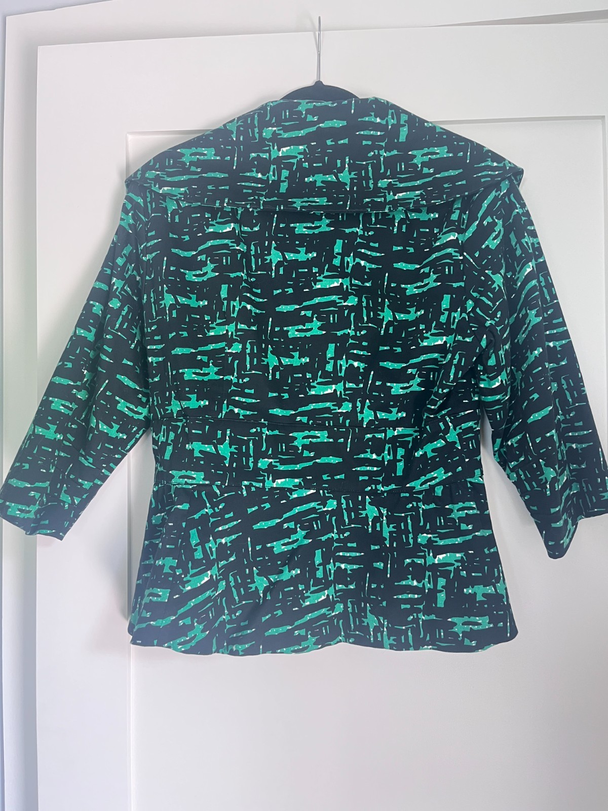 Trashy Diva Courtney Jacket (14) in RARE green geo print