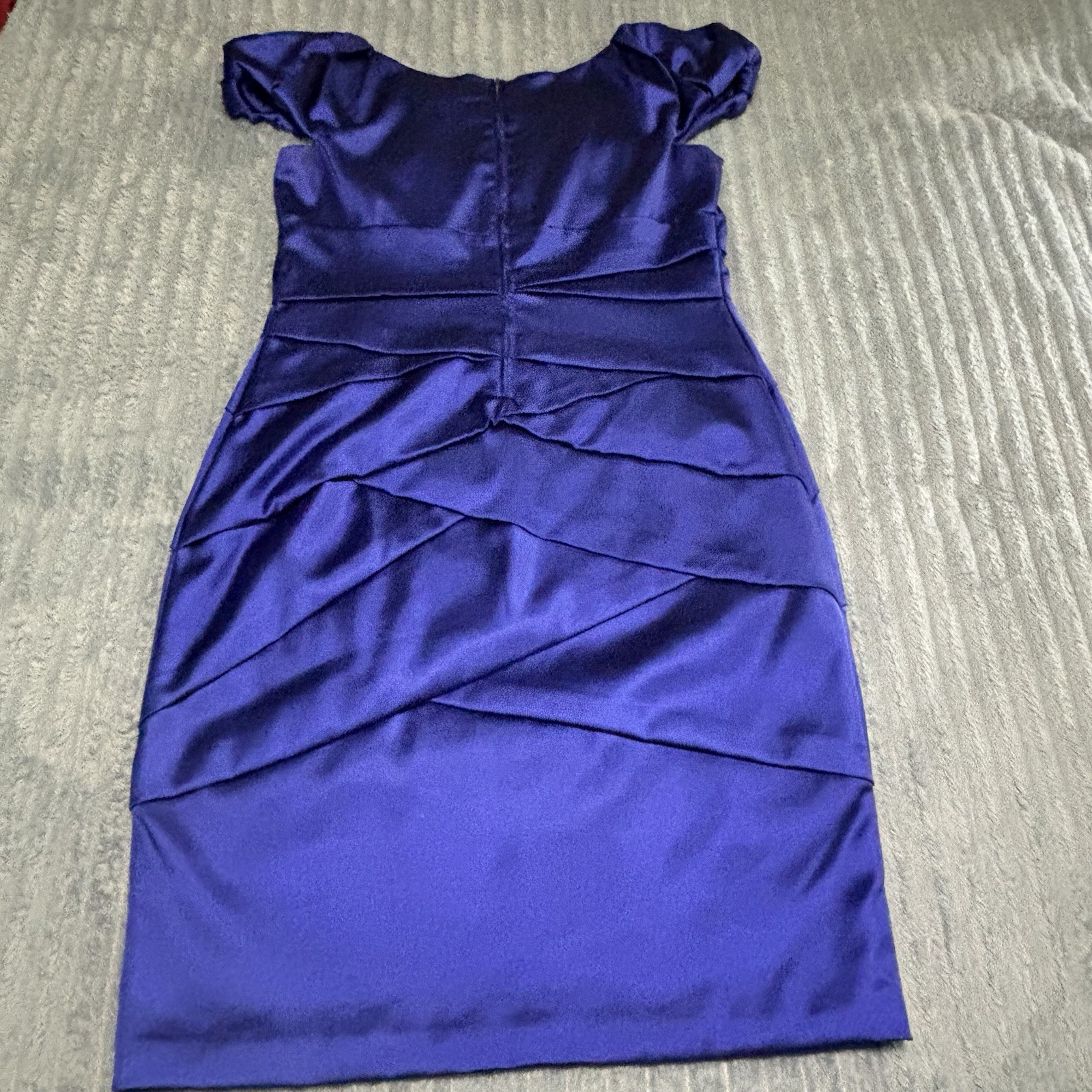 Women’s Tadashi Collection Blue Satin Pleated Sheath Dress 16 Scoop Neck