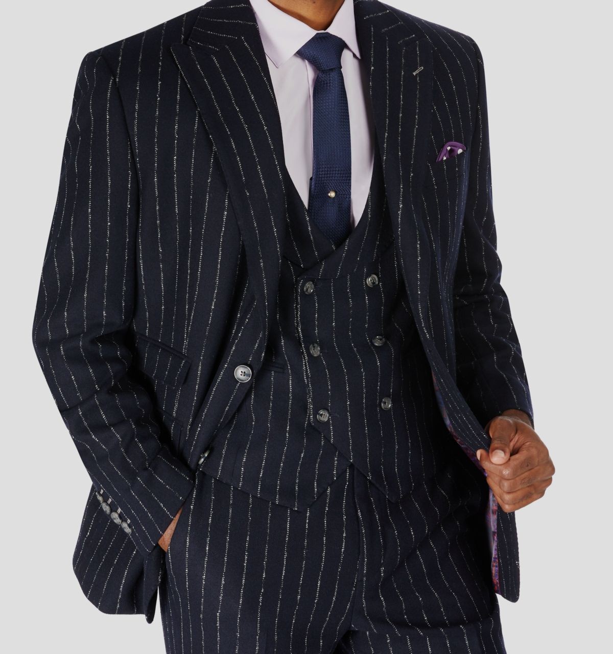 Tayion Collection Men’s Blue Classic-Fit Windowpane Suit Jacket Size 40R.
