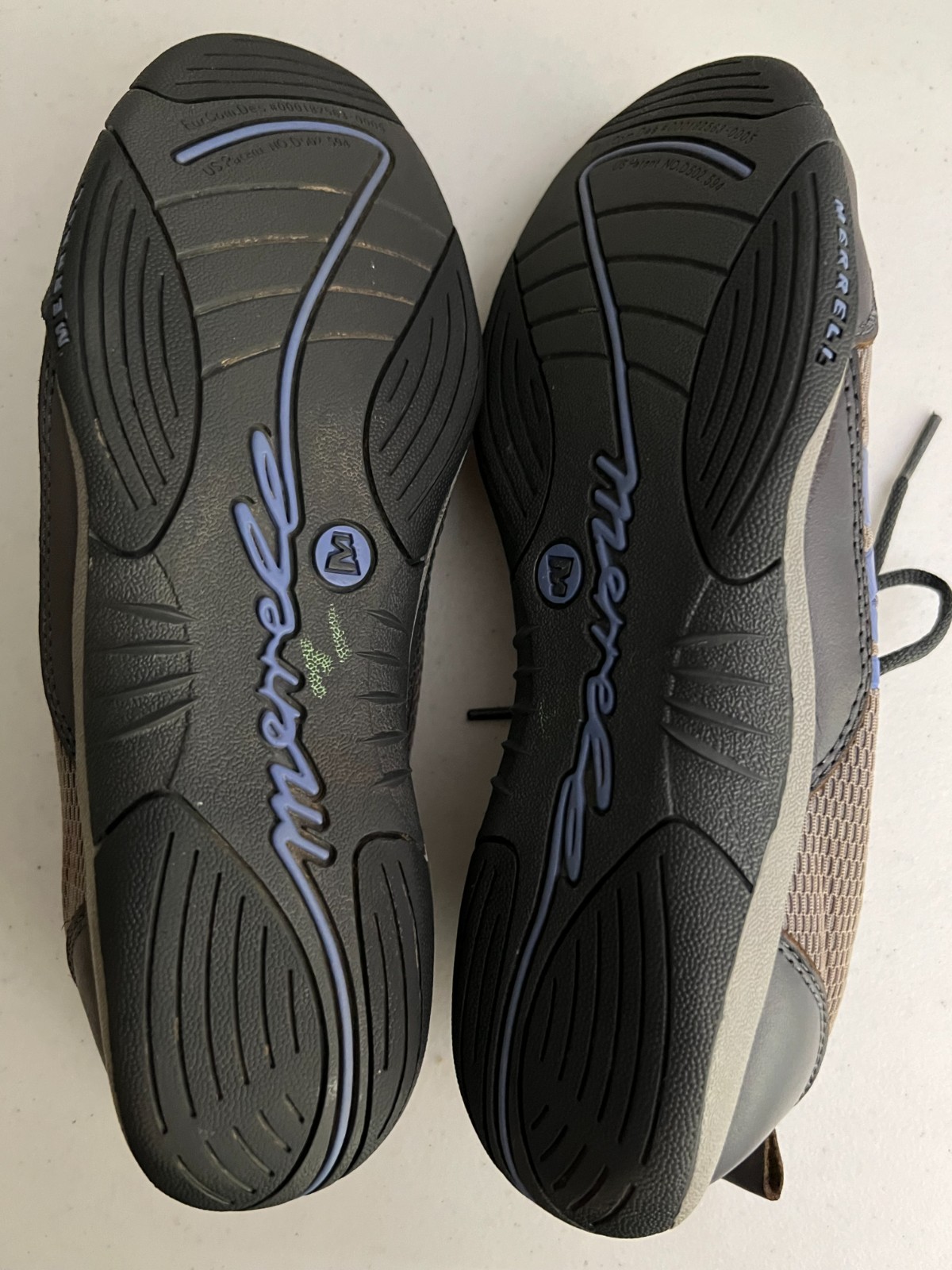 Merrell Castle Rock Womens US Size 8 Gray Leather and Mesh Trail Running Shoes