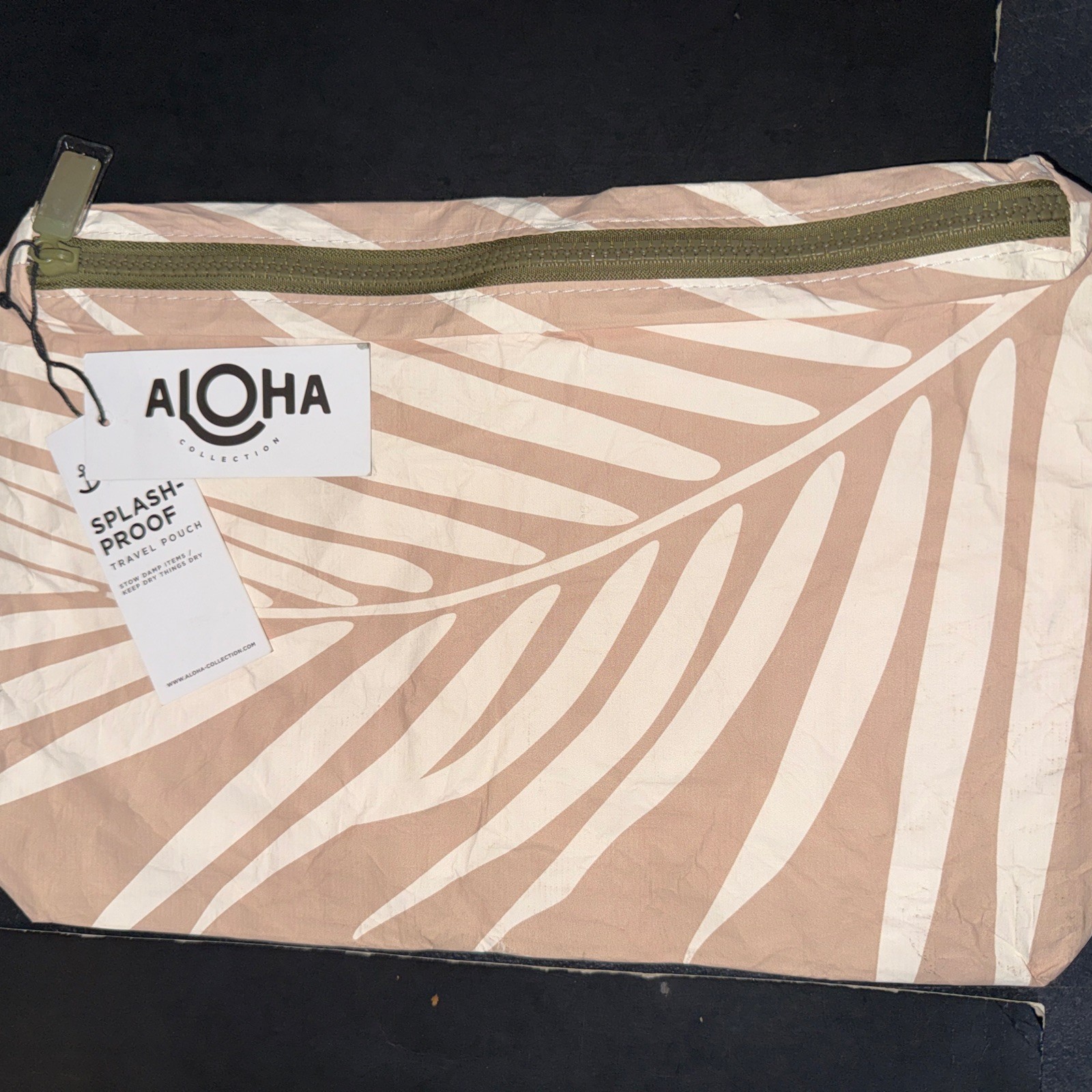 Aloha Collection Splash Proof Travel Pouch Small Day Palms Beige NWT