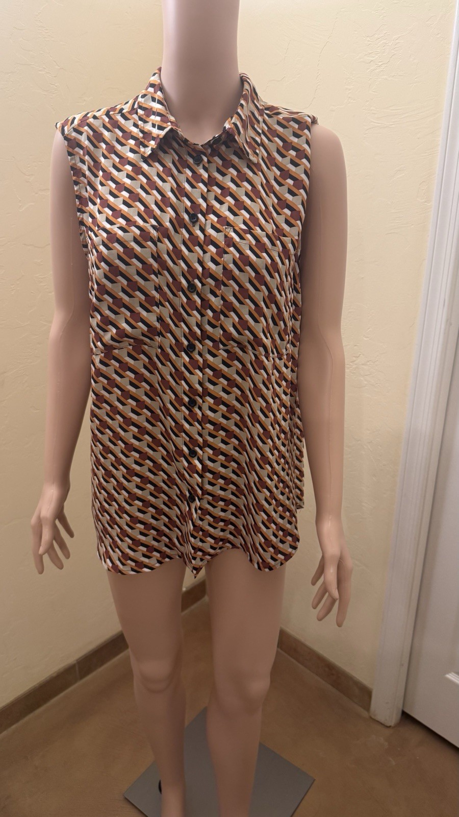 JNY Jones New York M Multicolor Geometric Collared Sleeveless Blouse