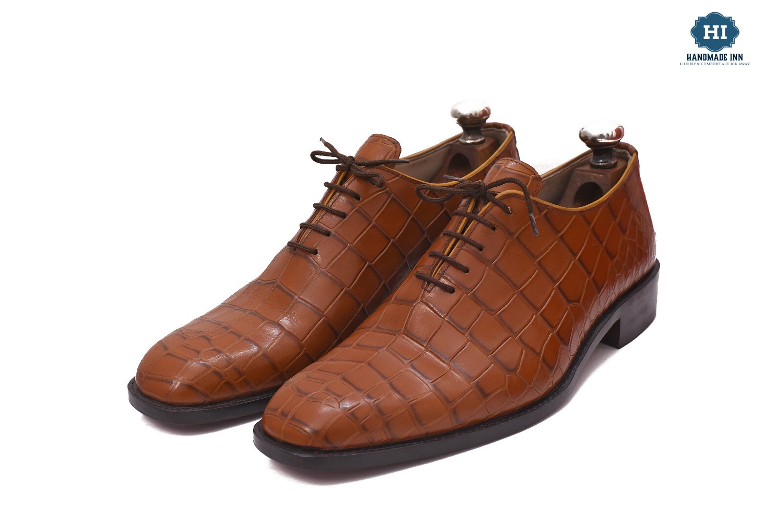 Elevate Your Style with Exquisite Crocodile Texture Leather Shoes | Shop Now