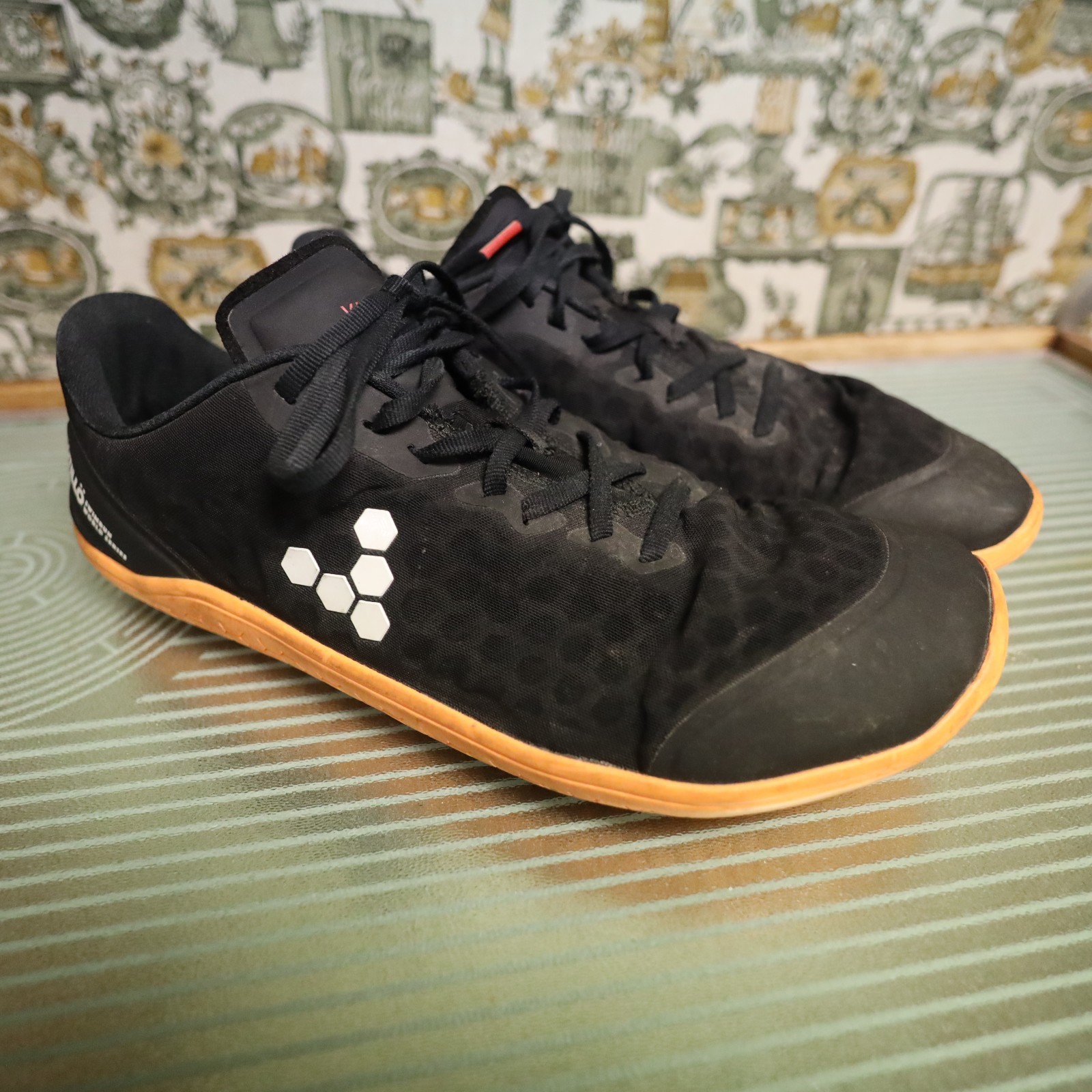 Vivobarefoot Stealth III Otillo Men’s Running Shoes Black Orange Size 44 (US 11)