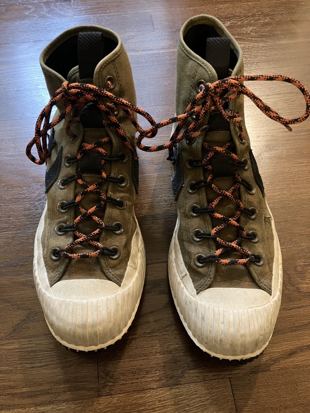 Size 9 – Converse Bosey MC High Olive