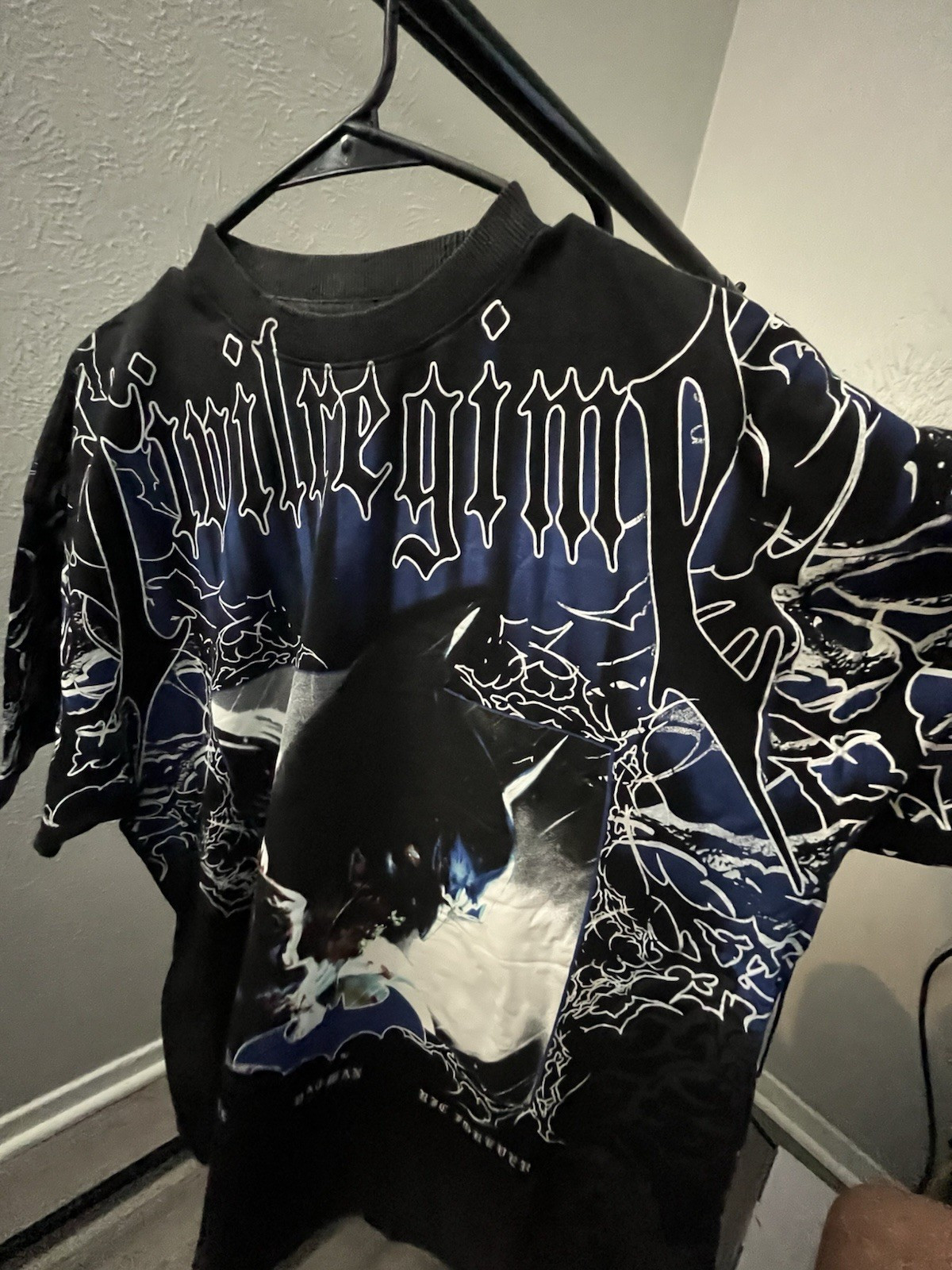 Civil Regime Men’s Batman Throne Knight Oversized Graphic Tee Black Cotton S