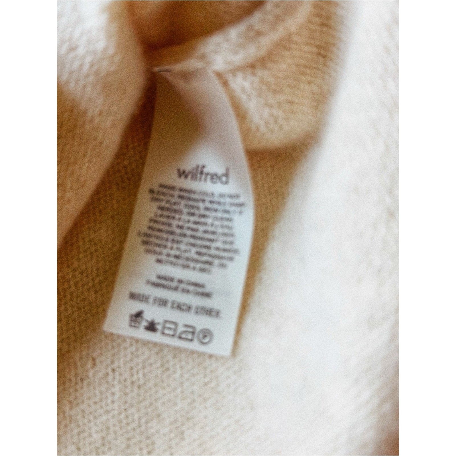 🤍🍦 Wilfred 100% Cashmere • Ivory Vanilla Bean Gelato Turtleneck 🍦🤍