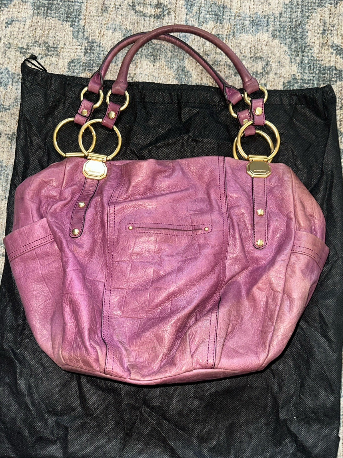 Y2K Makowski Purple leather handbag with gold hardware and ring detail