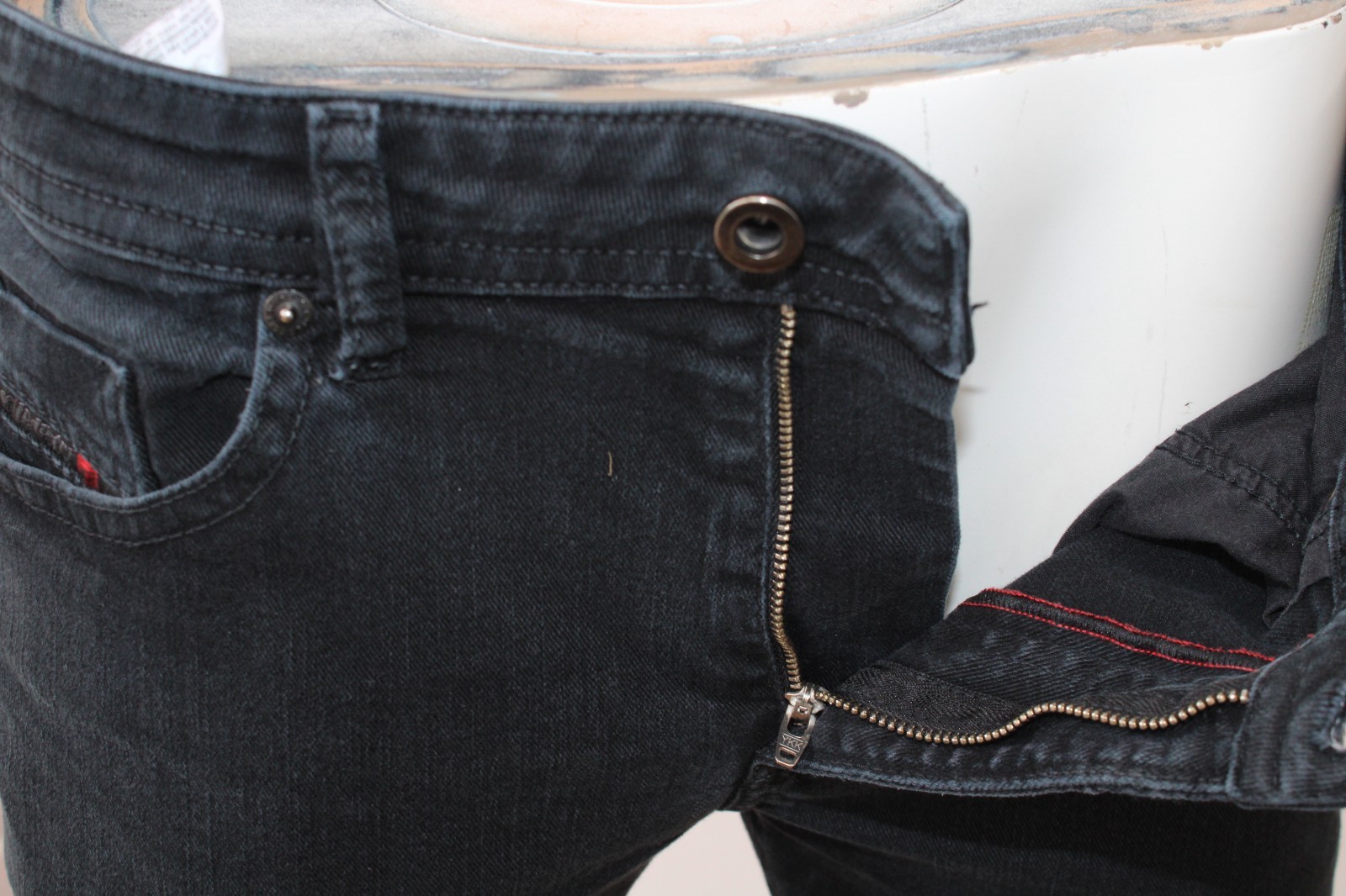 Diesel Thommer W32 L32 Jeans Black Slim Skinny Taper Stretch Tapered 32R Zip