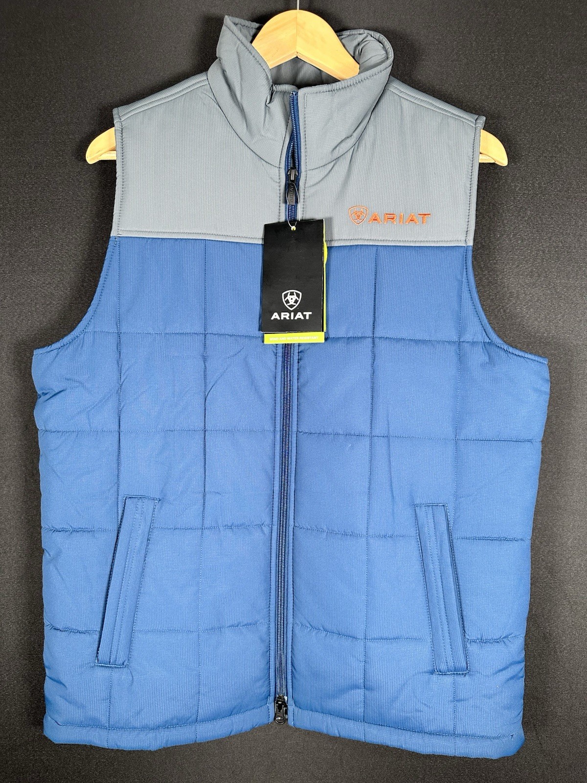 Ariat Men’s Crius Insulated Midsummer Night & Rock Climb ‼️See Pics‼️DAMAGE❗️