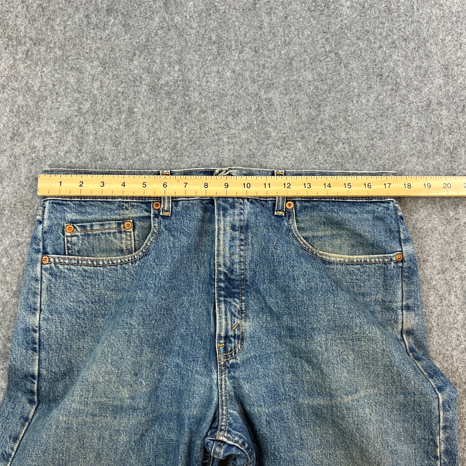Vintage Levi’s 615 Mens Jeans Regular Straight 36 30 Mid Blue Orange Tab 90s