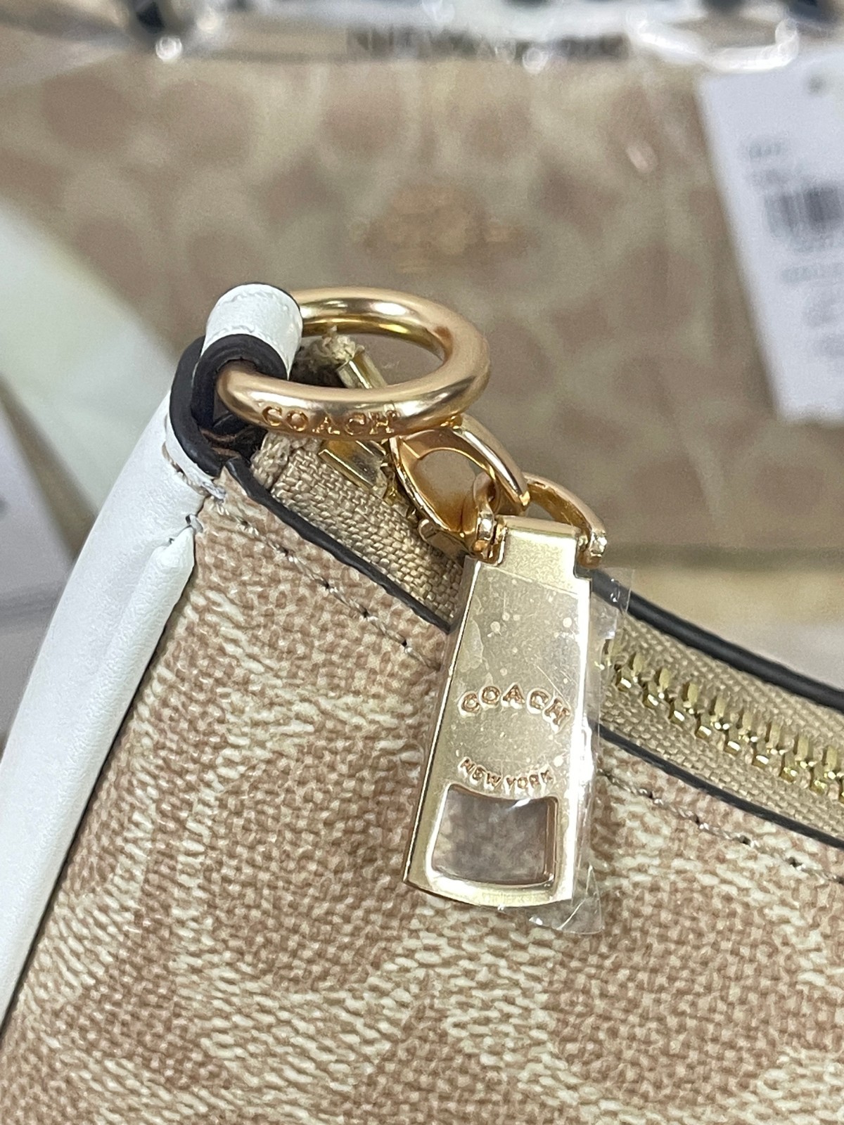 Coach NWT Teri Shoulder Bag In Signature Canvas CV933 Gold/Sand/Chalk!!