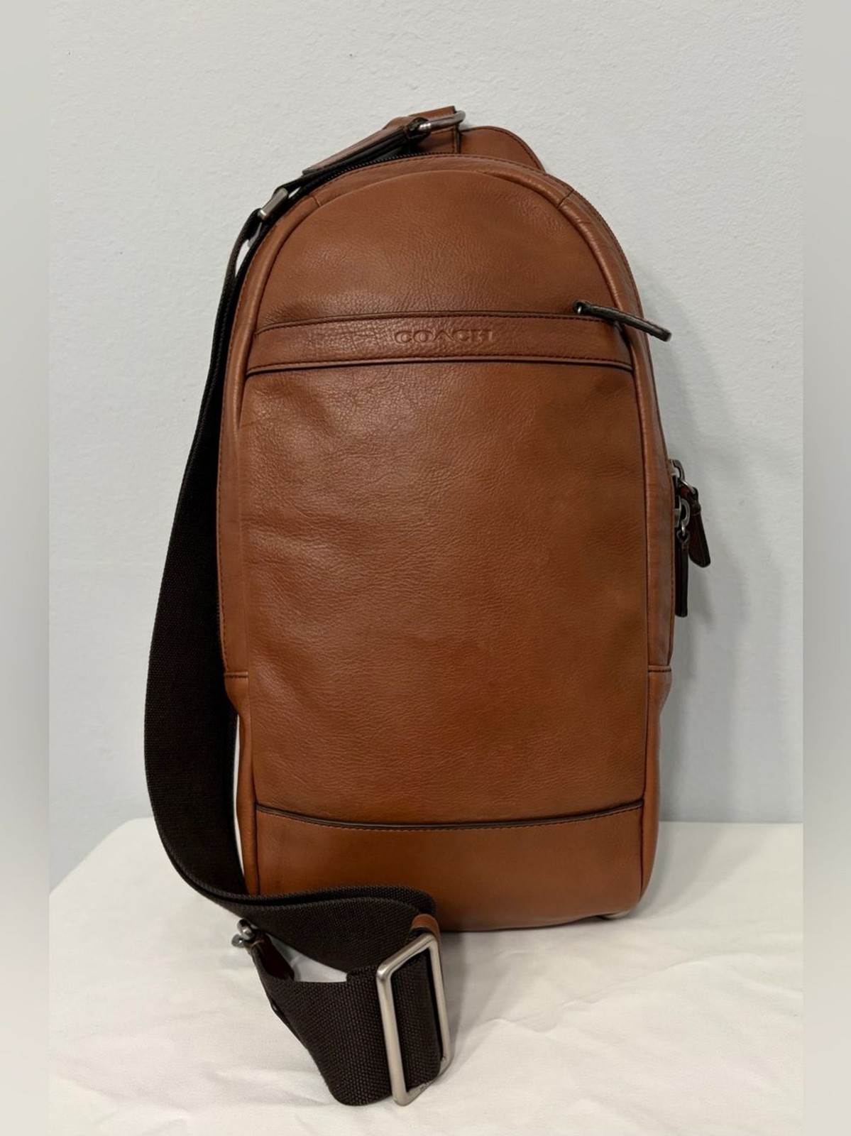 Coach Camden Leather Sling Pack (#F71344) in Tan Smoothed Leather w/ Black Strap