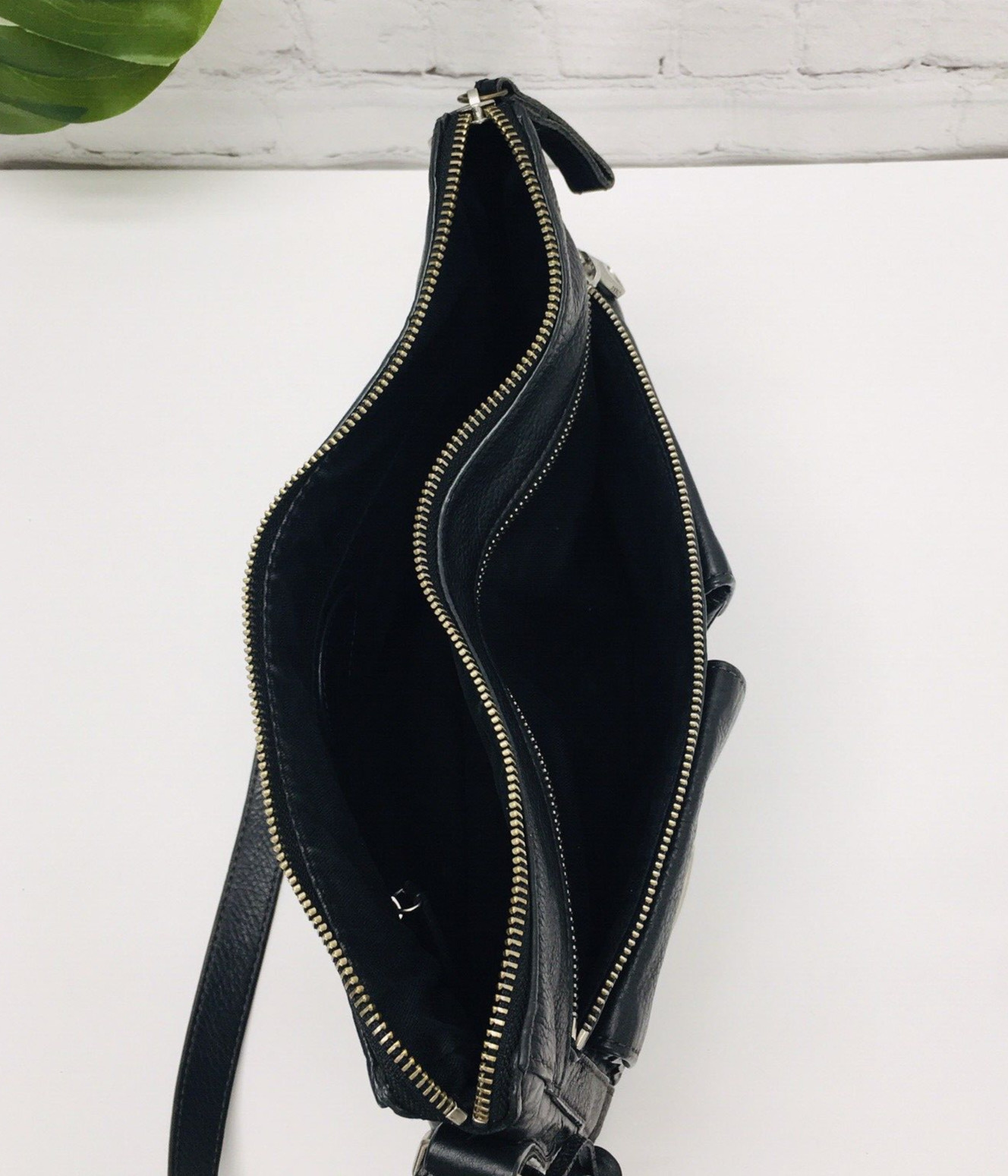 Fossil Shoulder Bag Purse Black Pebble Leather Push Lock Pockets Zip Key