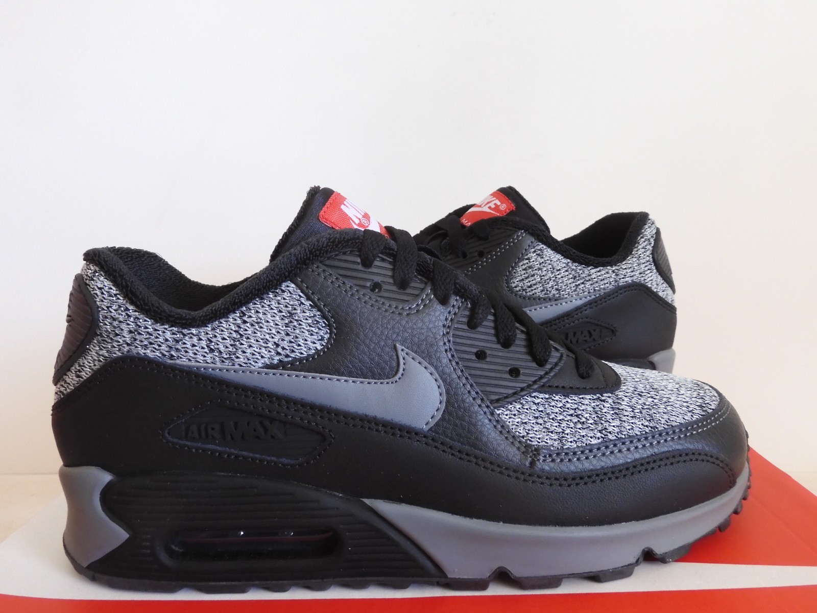 Nike Air Max 90 Essential Wool Black-Grey-Anthracite-Red Sz 9 Rare! [537384-065]