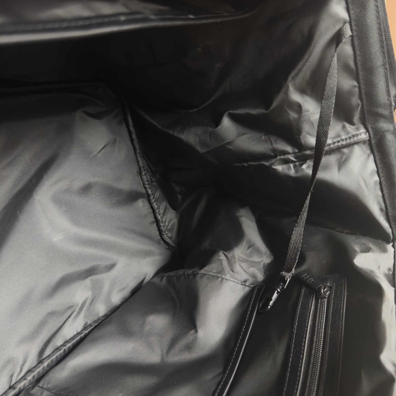 BEIS The Weekender Large Bag in Black FLAW-Missing Bottom Section 19x12x10