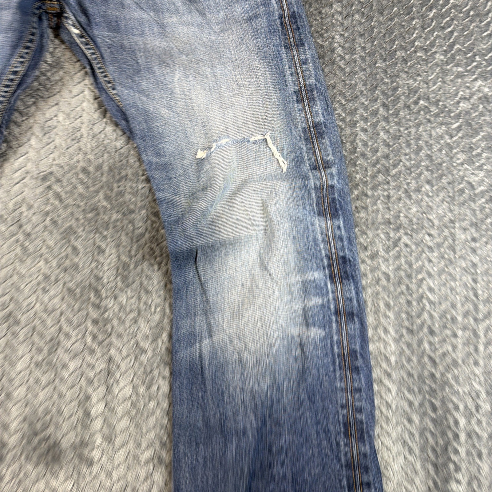 Levis 514 Jeans Mens 31×30- Blue Medium Wash Straight Denim Stretch