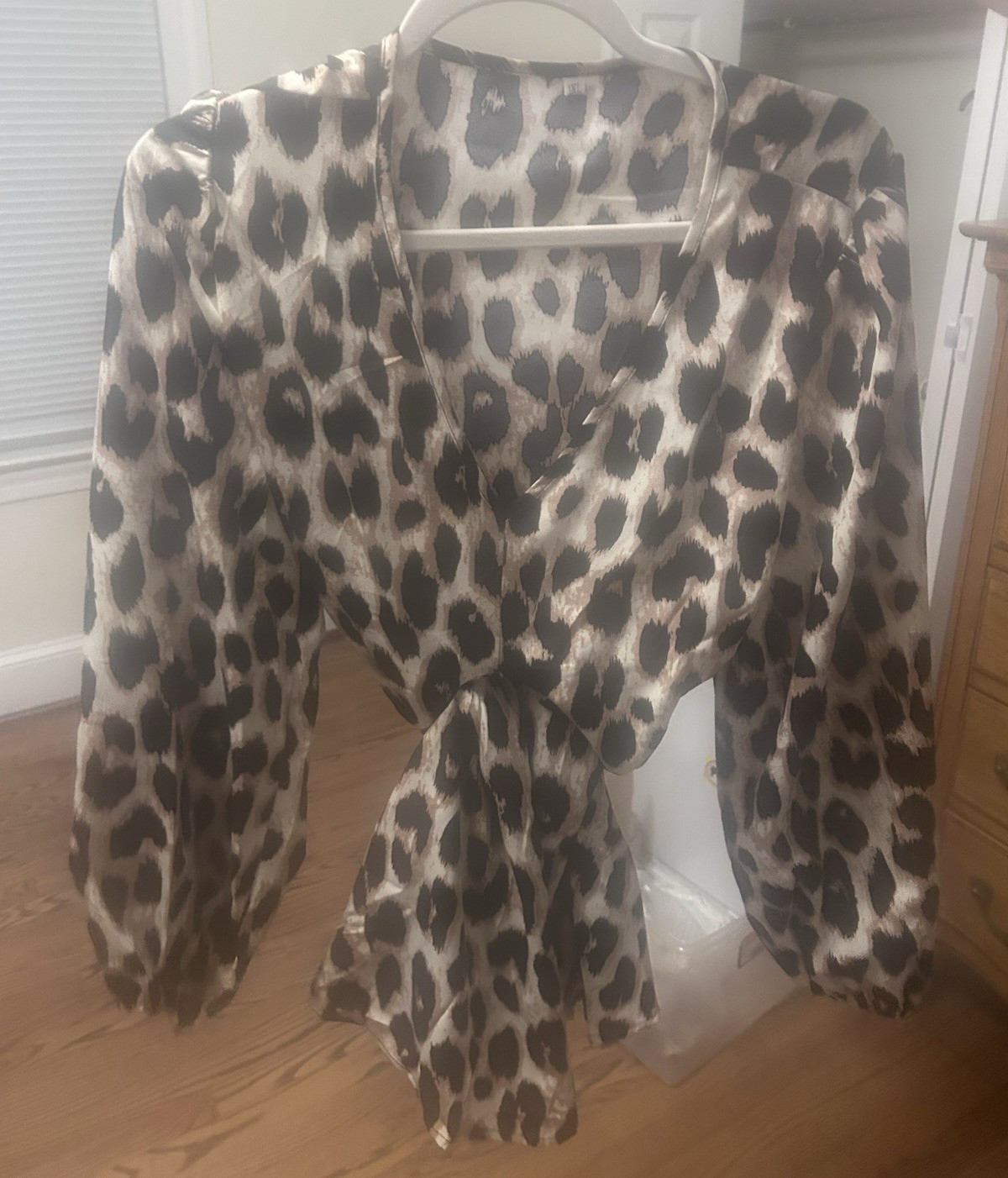 Women’s Leopard Animal Print V-Neck Long Sleeve Tie Front Blouse Size XXL