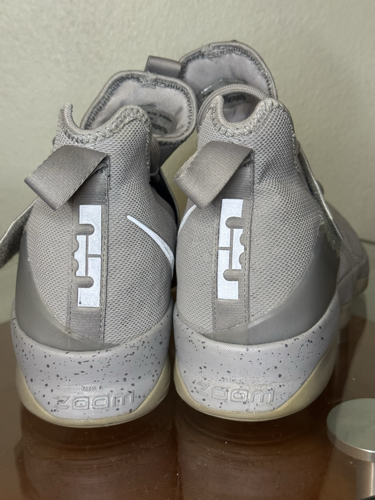 Size 10.5 – Nike LeBron 14 Reflect Silver