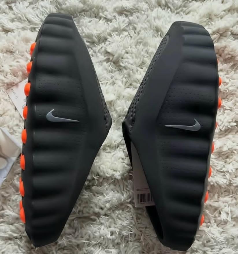 Nike mind 001 black slides Size 42 EU