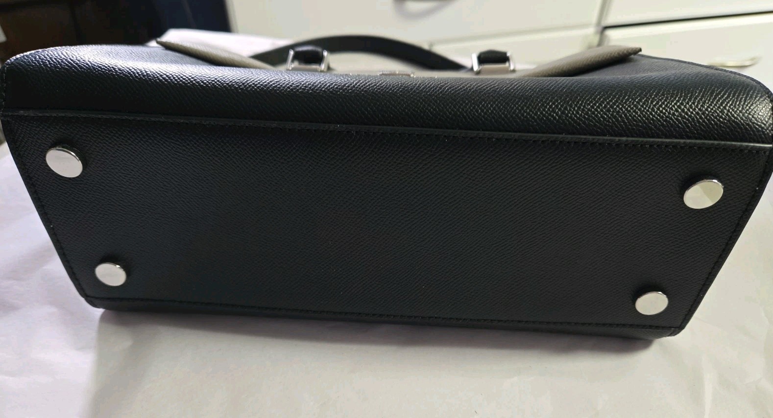 Michael Kors black/grey/white large handbag w crossbody strap NWOT