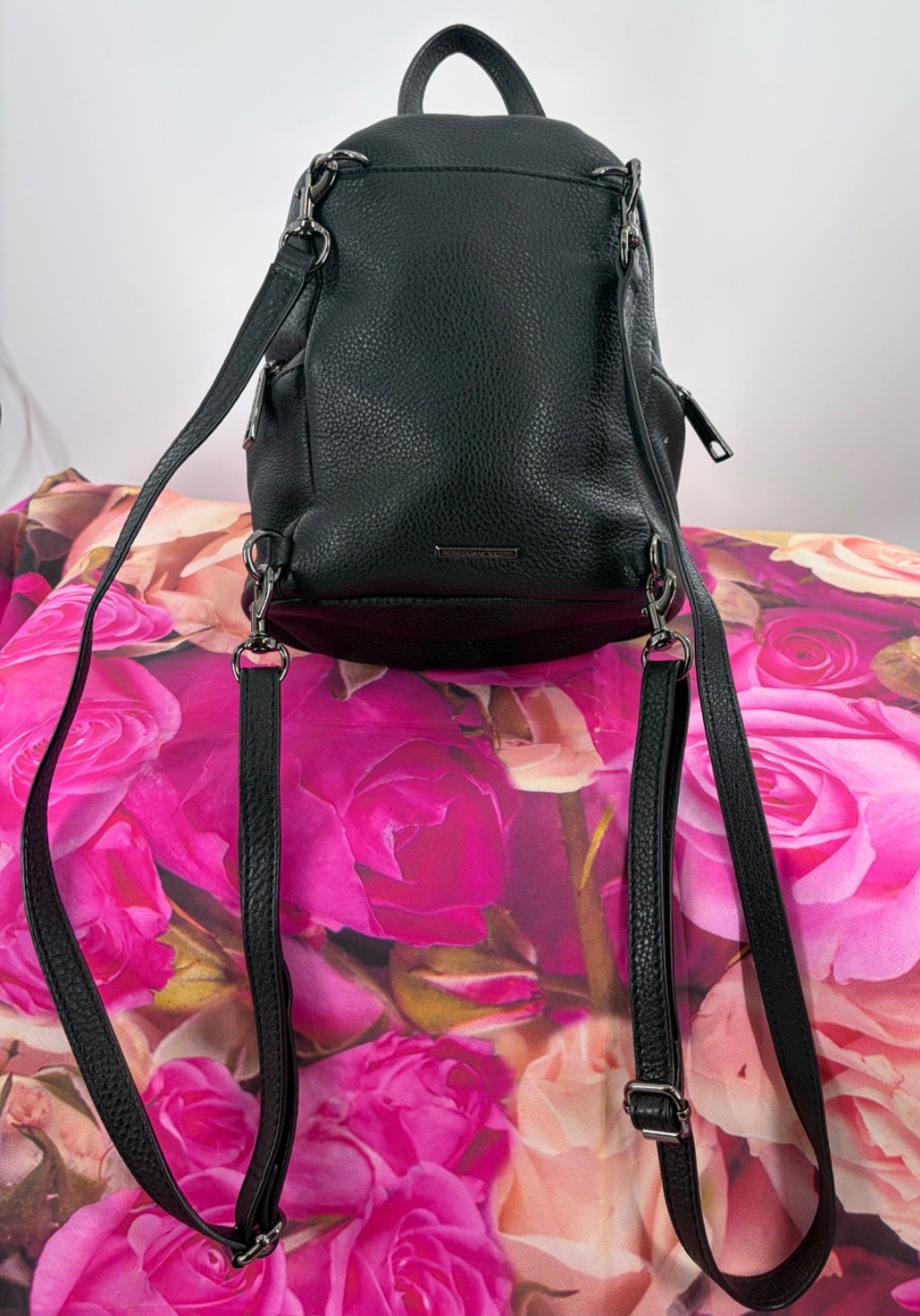 Rebecca Minkoff Pre-loved Julian Convertible 100% Leather Small Black Backpack