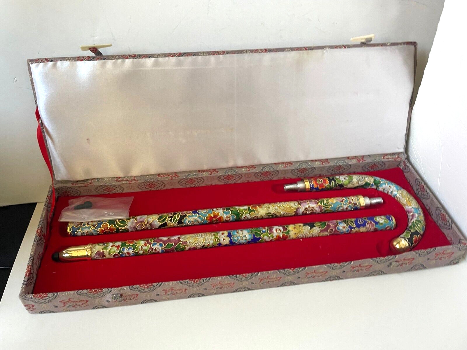 Vintage Cloisonne / Cloisonné Walk Cane Floral Motif Elegant Metal 35”