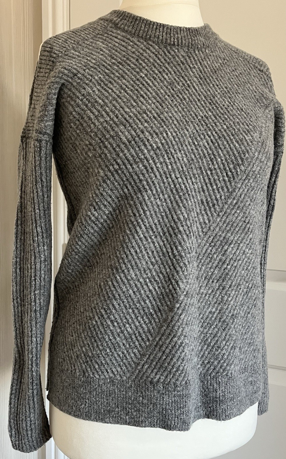 All Saints Terra Open Cold Shoulder Wool Jumper OVERSIZED Size XS Grey Ribbed
