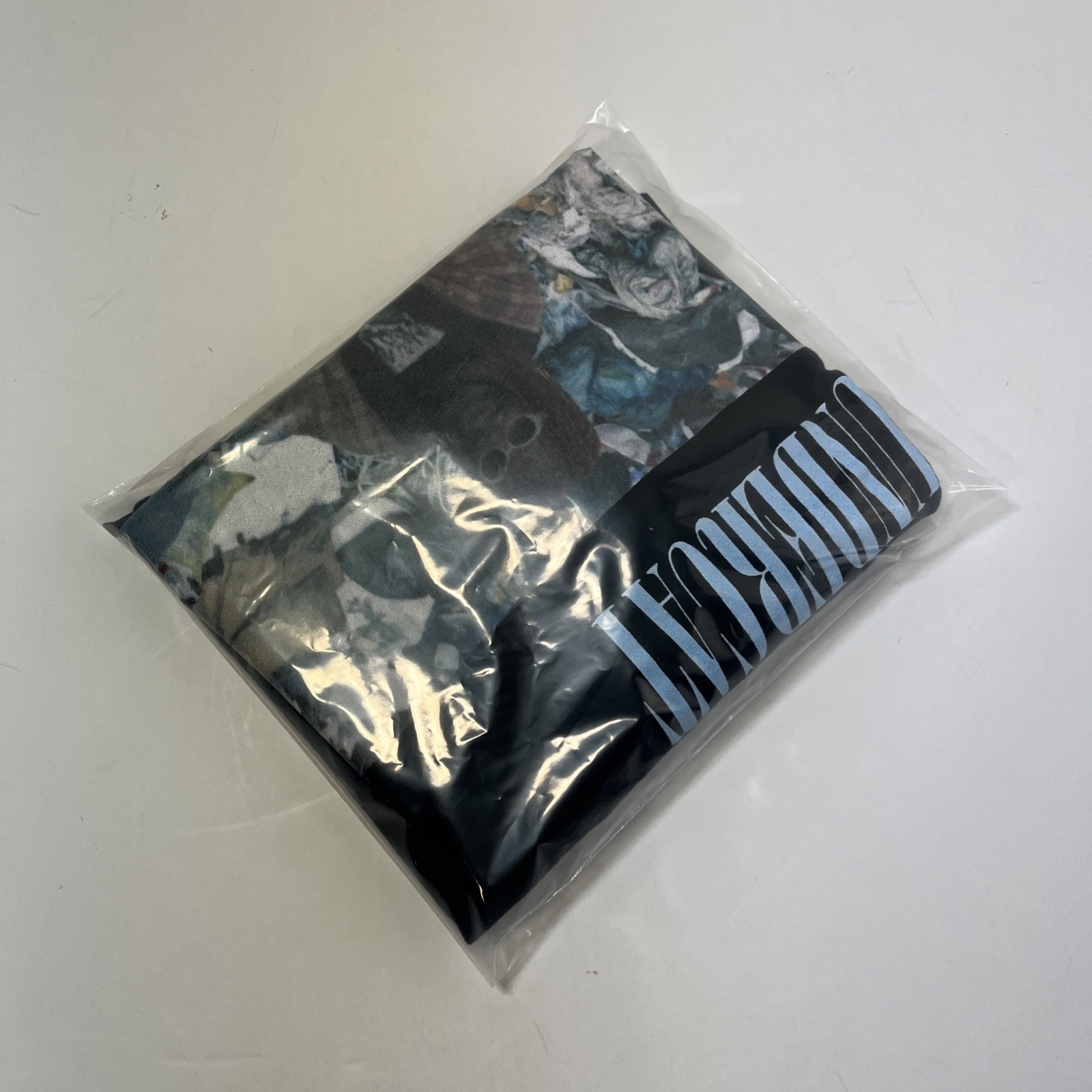 Thundercat – Ashy Daddy Graphic Tour T-Shirt Black Size M Short Sleeve Tee
