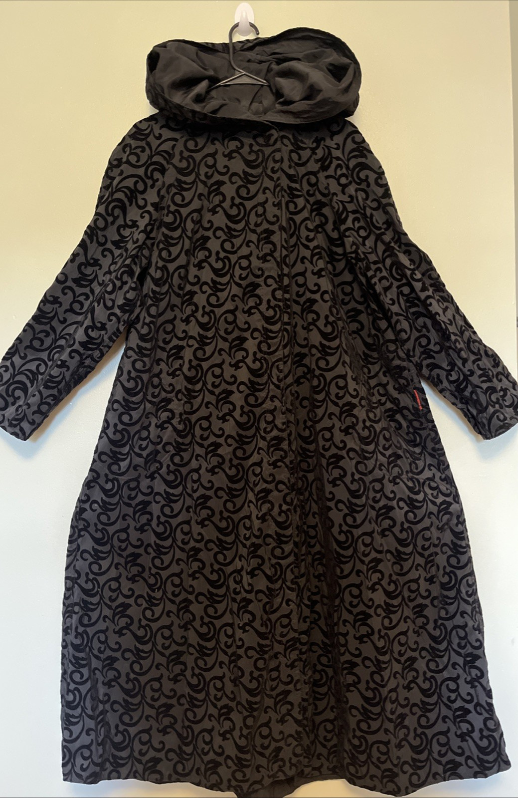 Black Brocade Style Vintage Swing-Style Hooded Long Opera Coat M – L Cape