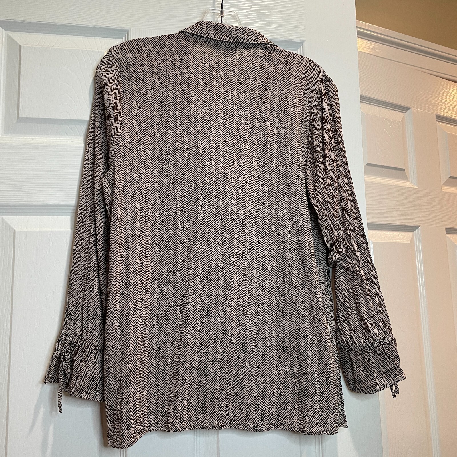 J Jill Med Petite Blouse Brown Herringbone Feminine Ruffle Cuff English Country