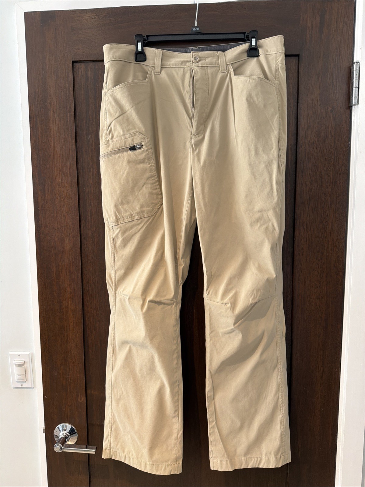 Eddie Bauer Rainier Pants Men Flexion Stretch Hiking UPF 50 DWR Slim Fit 32 to40