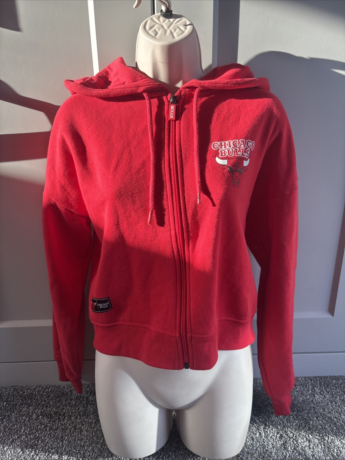 NBA Chicago Bulls Cropped Red full zip hoodie Size 2XS