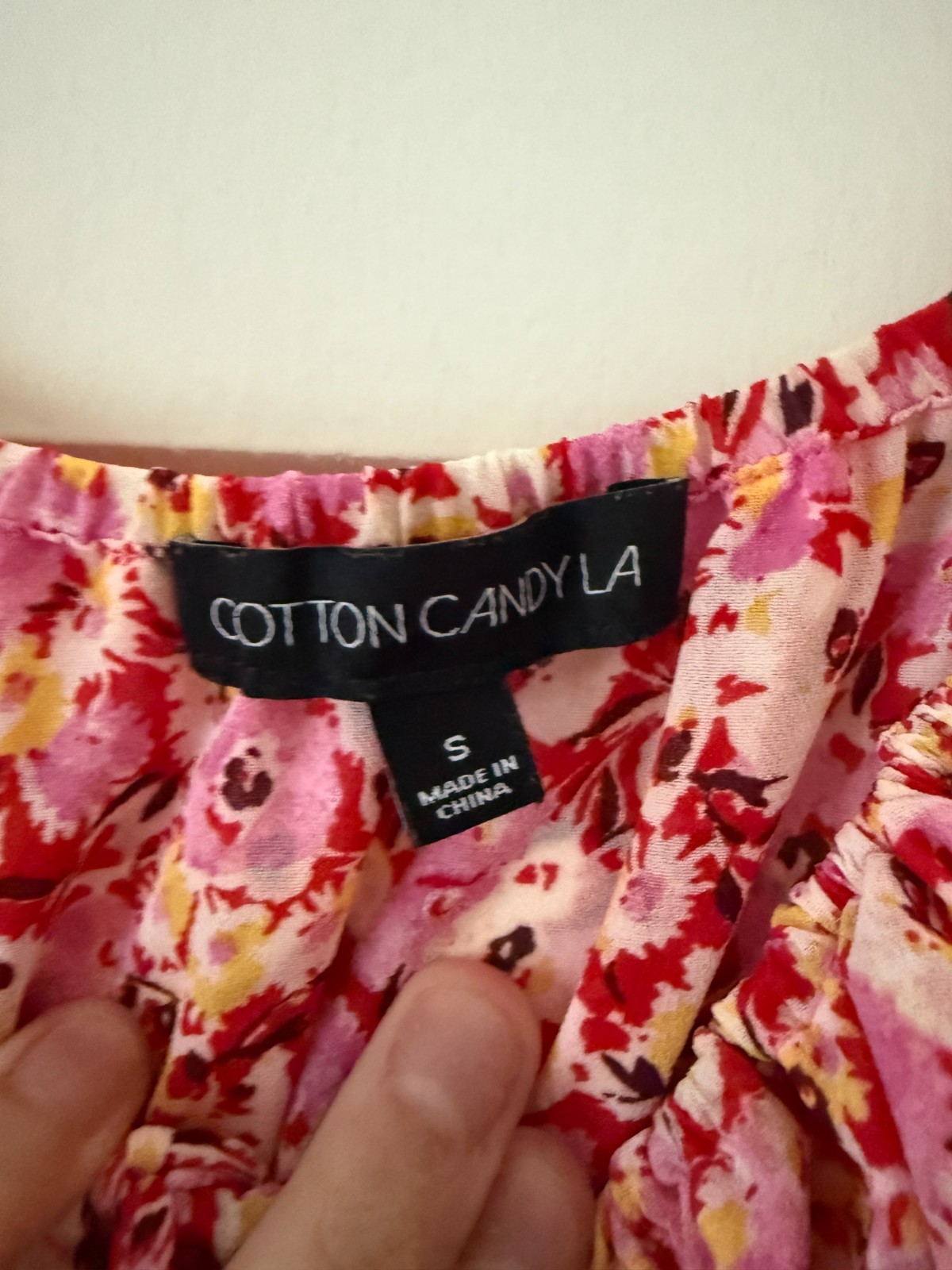 COTTON CANDY LA Pink and Yellow Floral Long Sleeve Crop Top, Small