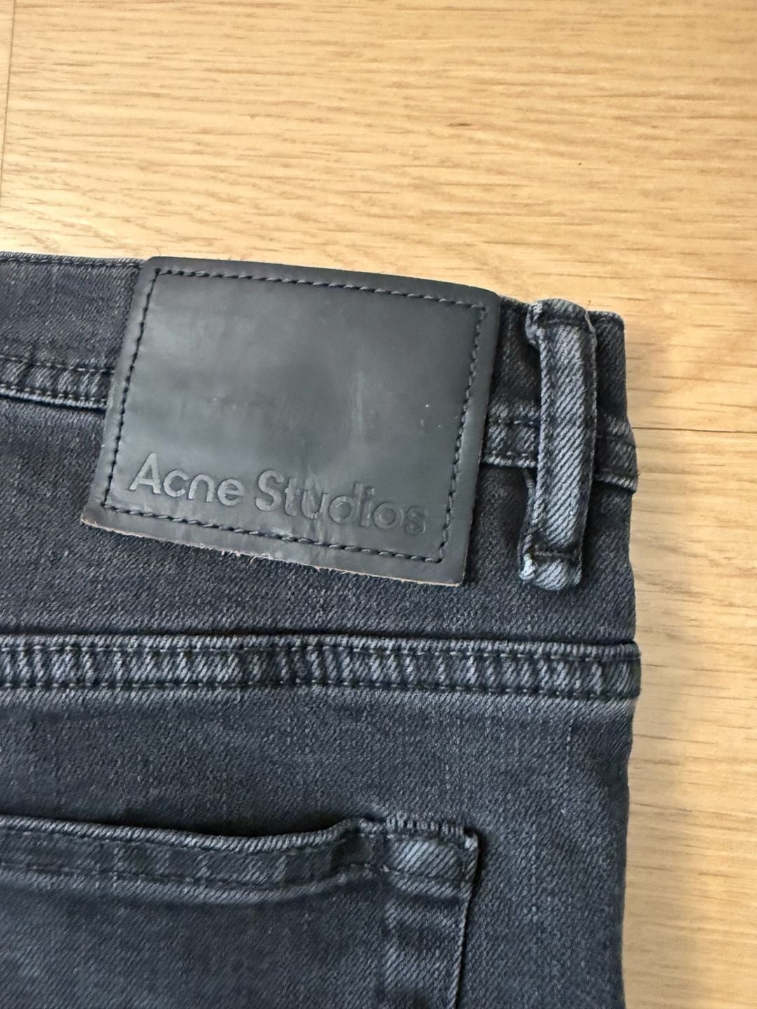 Acne Studios River Used Black Denim Jeans Men’s Size 31×32