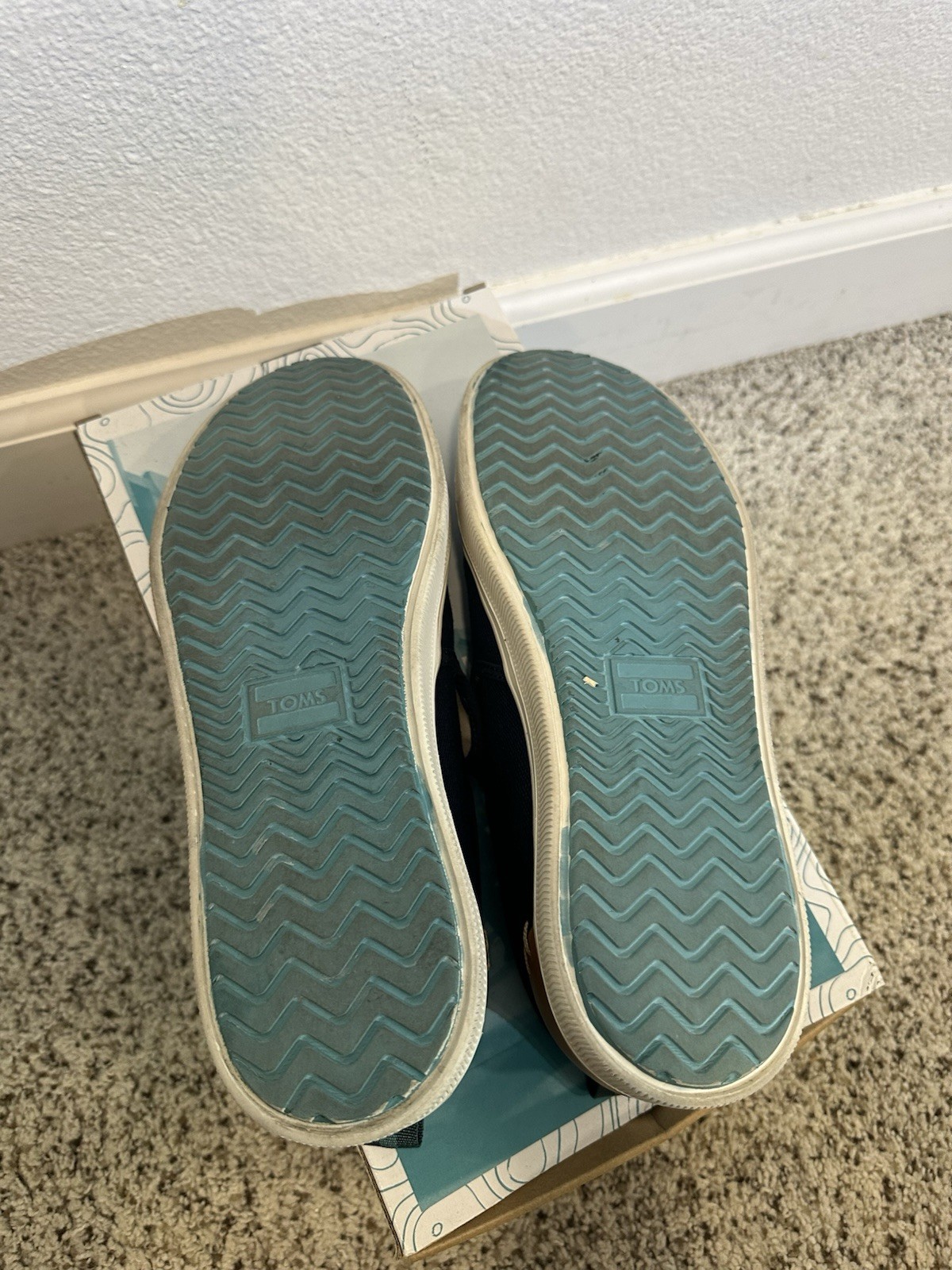 Tom’s TRVL LITE SLIP ON10.5 Navy Heritage Canvas