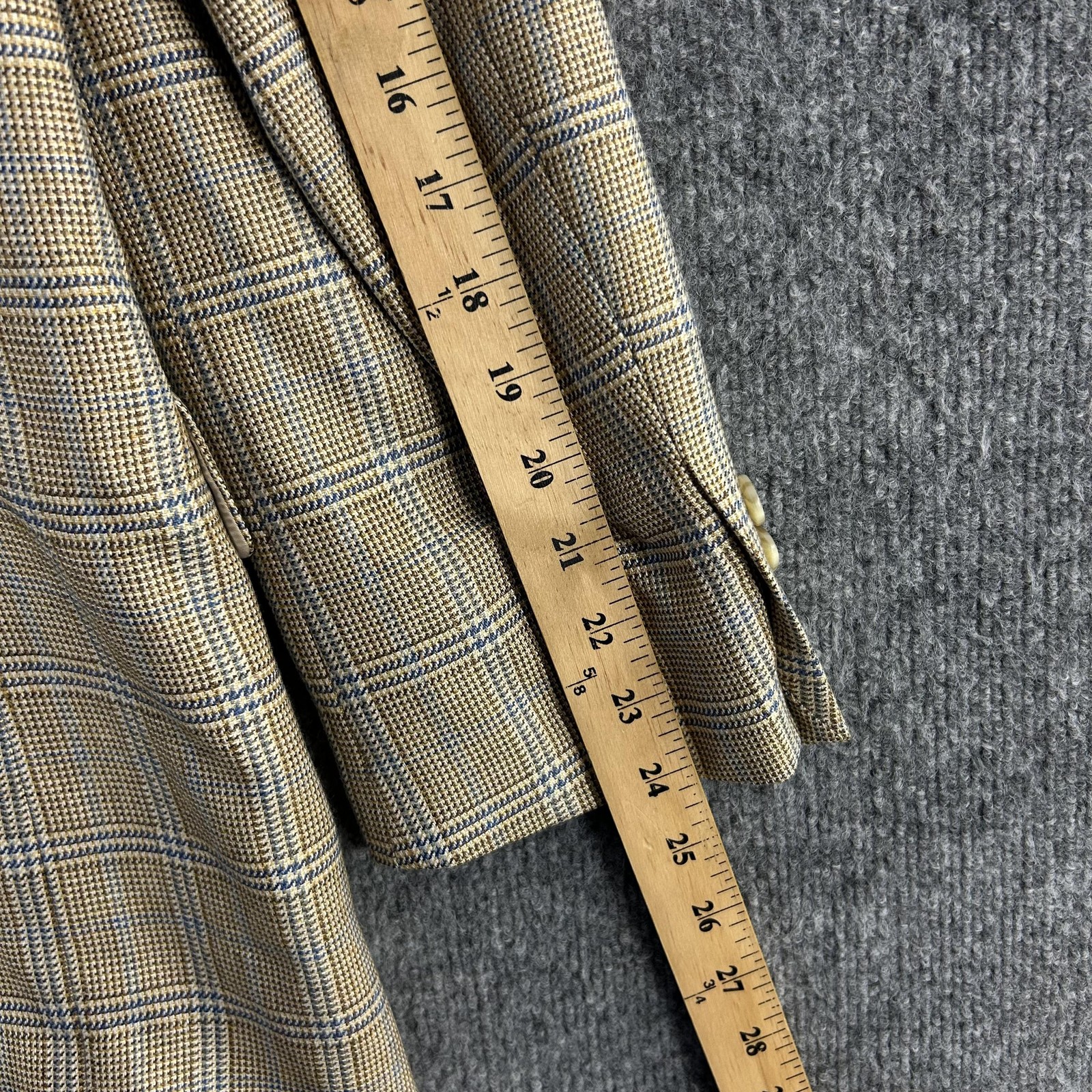 Haspel Blazer Men 40 Beige Silk Wool Plaid SportCoat Business Office Meetings