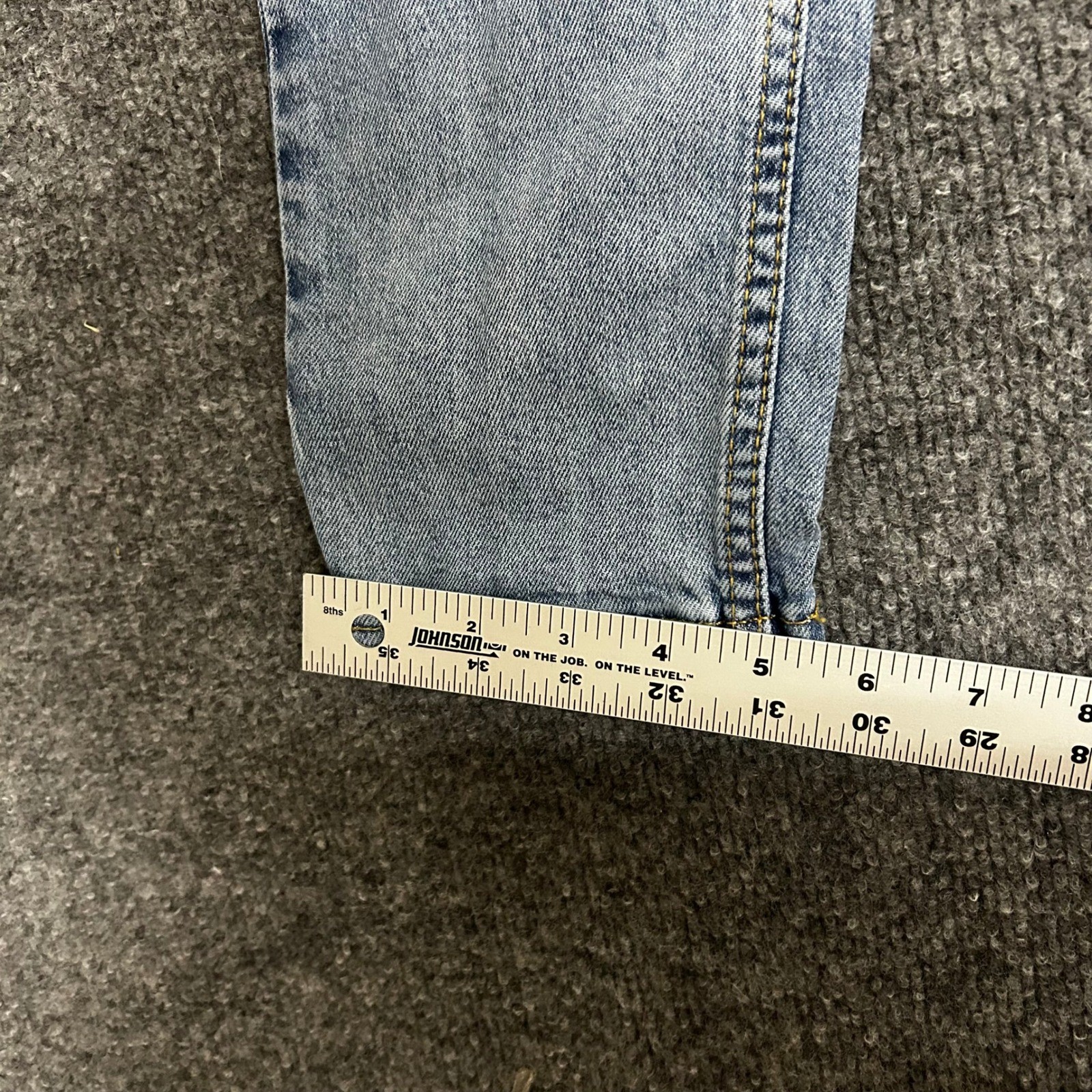 Levi’s Jeans Mens Size 28×32 512 Slim Taper Light Wash Blue Denim Streetwear