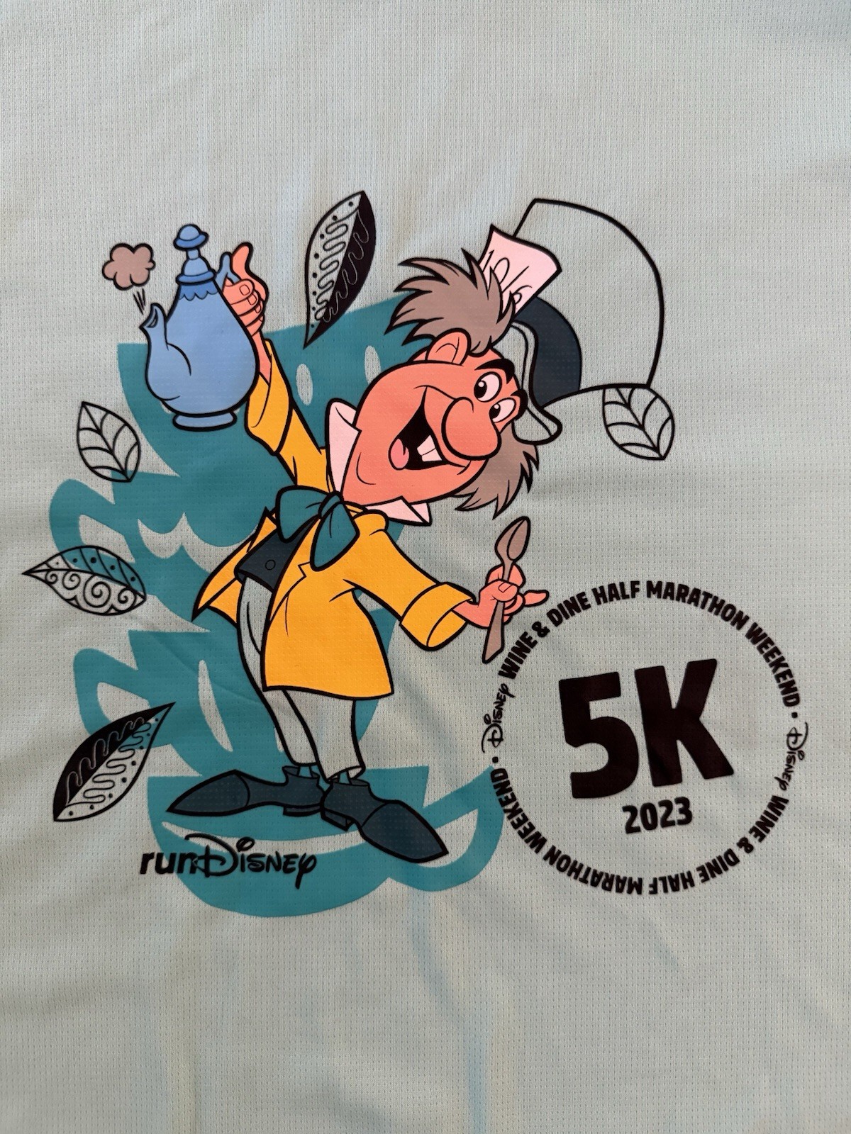 runDisney 2023 Wine & Dine 5K Mad Hatter Performance Long Sleeve Shirt Large