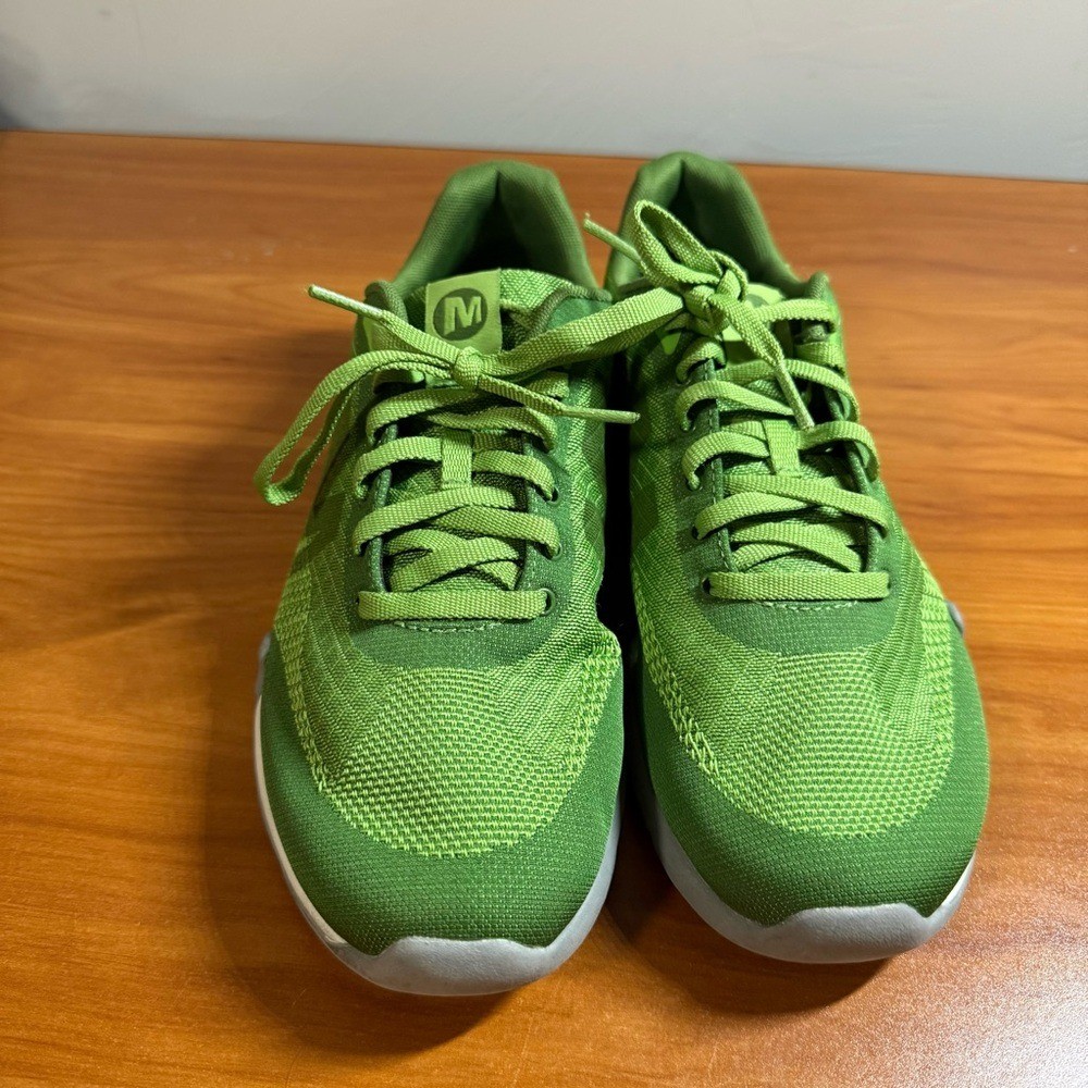 Merrell Men’s Versent Casual Lightweight Breathable Sneaker Fabric Lime Green 9