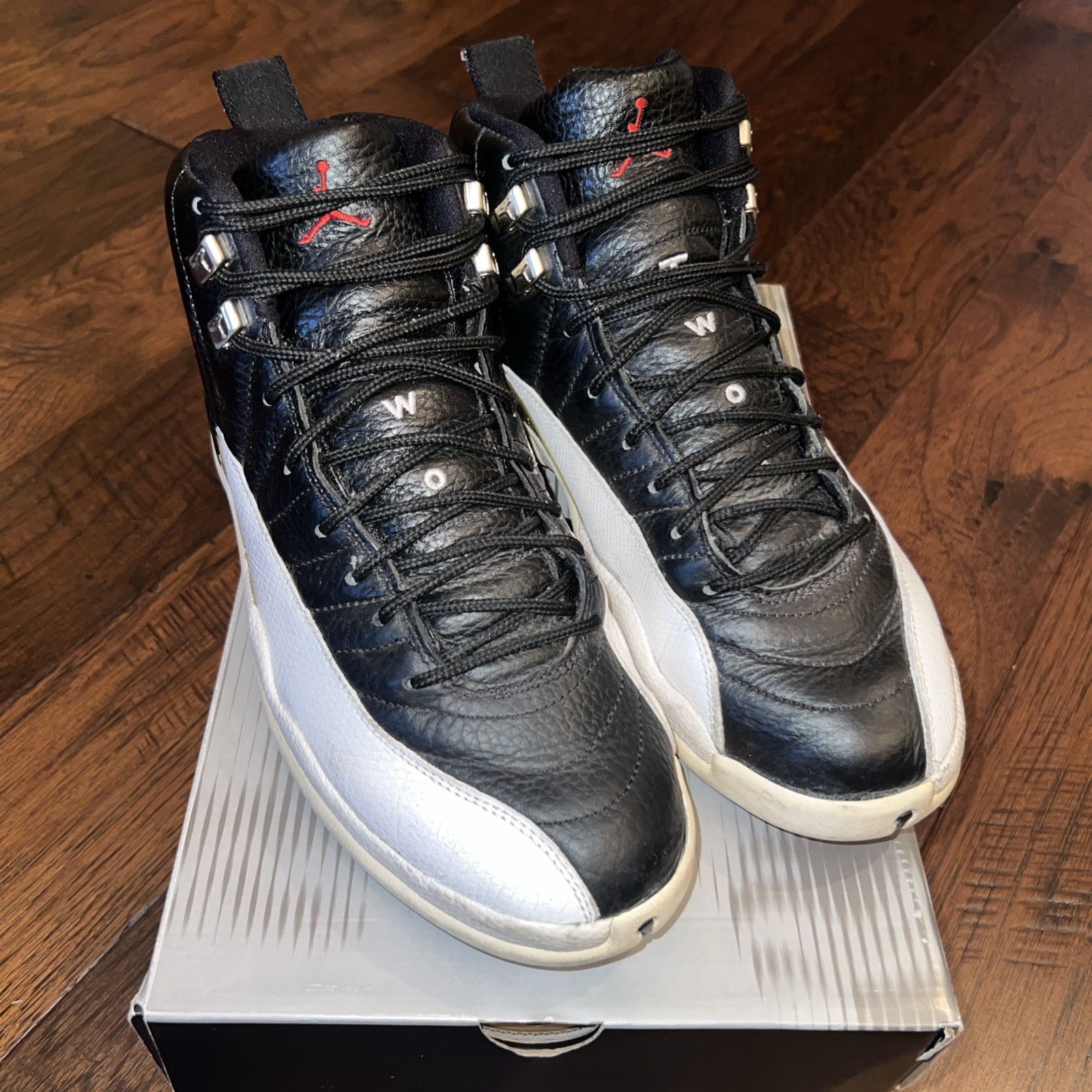 2004 Air Jordan 12 Retro “Playoff” – Black/White-Vars Red – Pre-Owned Men’s 10