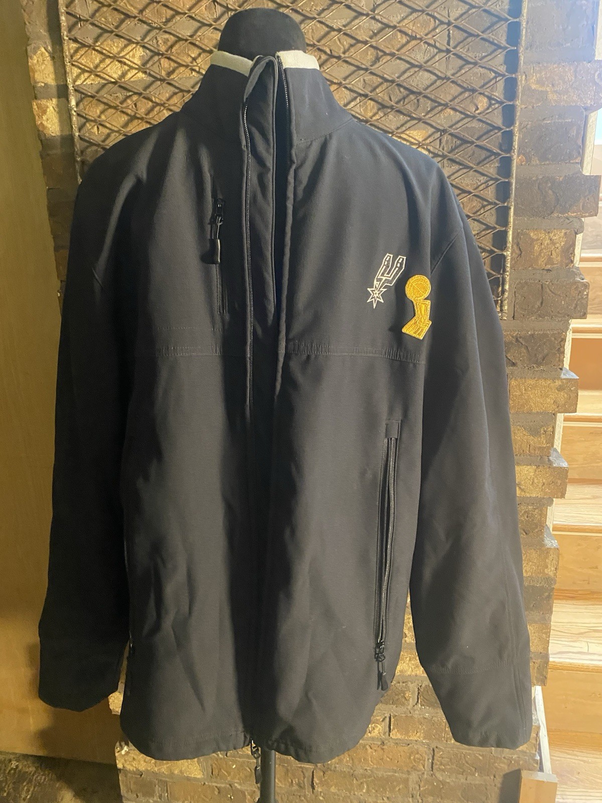 Adidas San Antonio Spurs 2014 NBA Champions Full Zip Jacket Black Men’s Large L