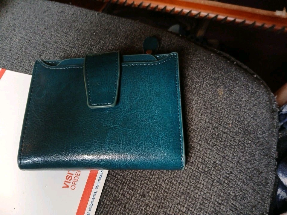 GOIACII Small Women Wallet Genuine Leather RFID Blocking A01 Wax Peacock Blue